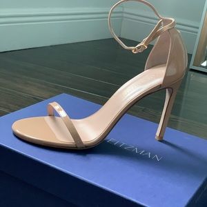 Like New Stuart Weitzman THE NUDISTSONG SANDAL